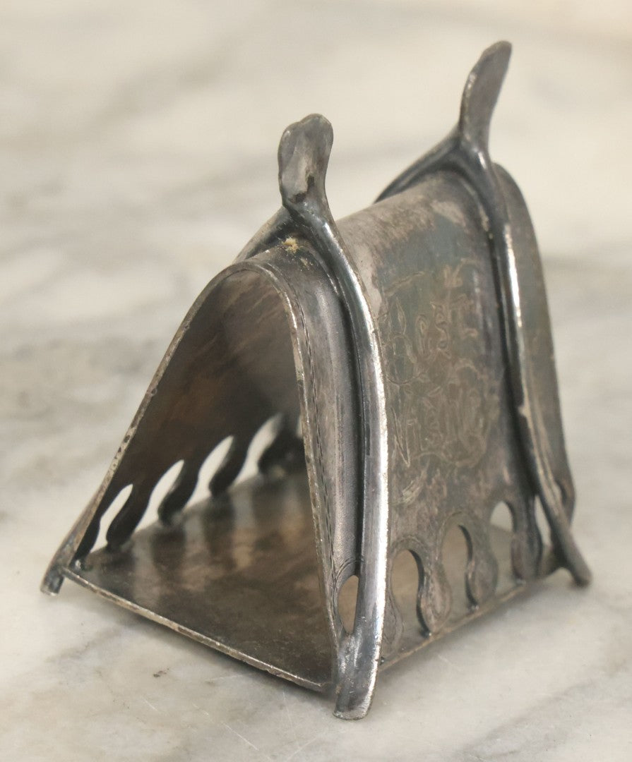 Lot 084 - Antique Silverplate Best Wishes, Good Luck Napkin Ring And Kniferest With Dual Wishbone Motif, By Wilcox Silverplate Co., Meriden, Connecticut, No. 4347, With Monogram On Back