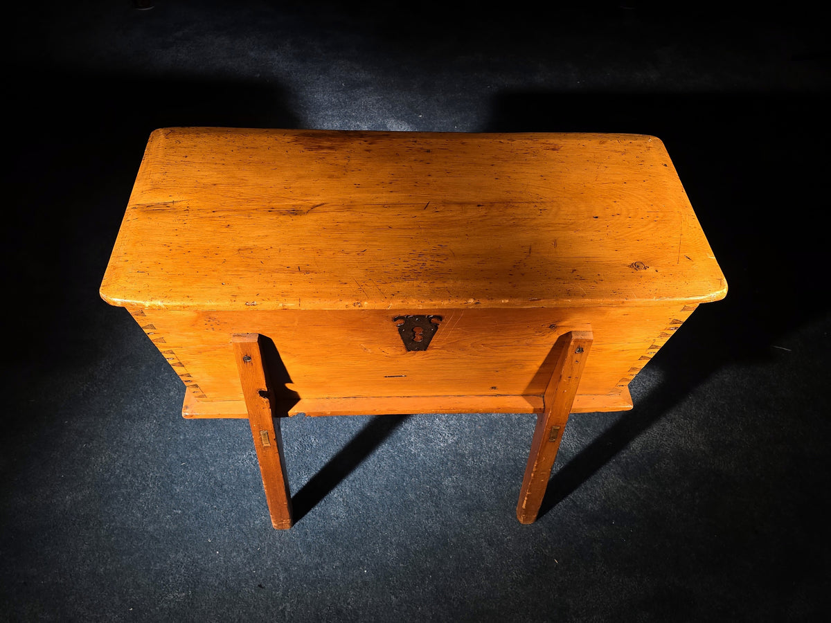 Antique Pine Dovetailed Dough Box on Stand with Iron Escutcheon