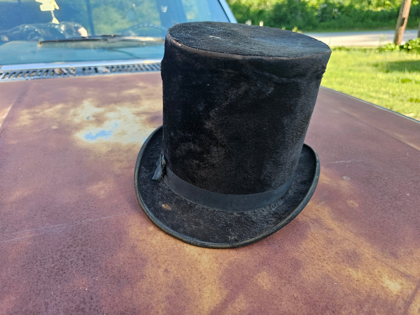 Antique W.P. Brazer & Co. Tophat - Manufactured in Lowell, MA - Opening 7.75" x 6.25", Approx 6" Tall - Various Wear, Denting