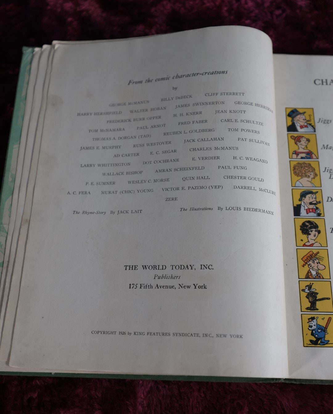 Lot 050 - All The Funny Folks Antique Cartoon Novelty Book, "The Wonder Tale Of How Comic-Strip Characters Live And Love," Featuring Felix The Cat, Copyright 1926 By King Feature Synidcate, New York