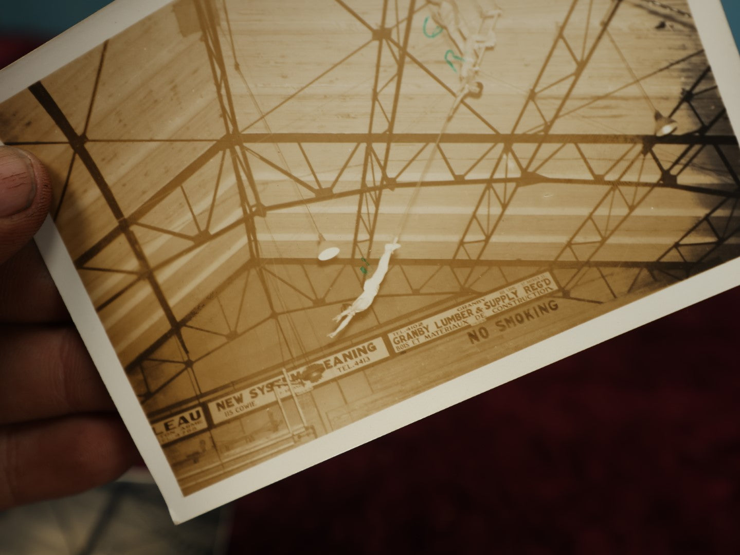 Lot 178 - Three Snap Shot And Christmas Card Showing Trapeze Artists, Related To Boxer "Auger"