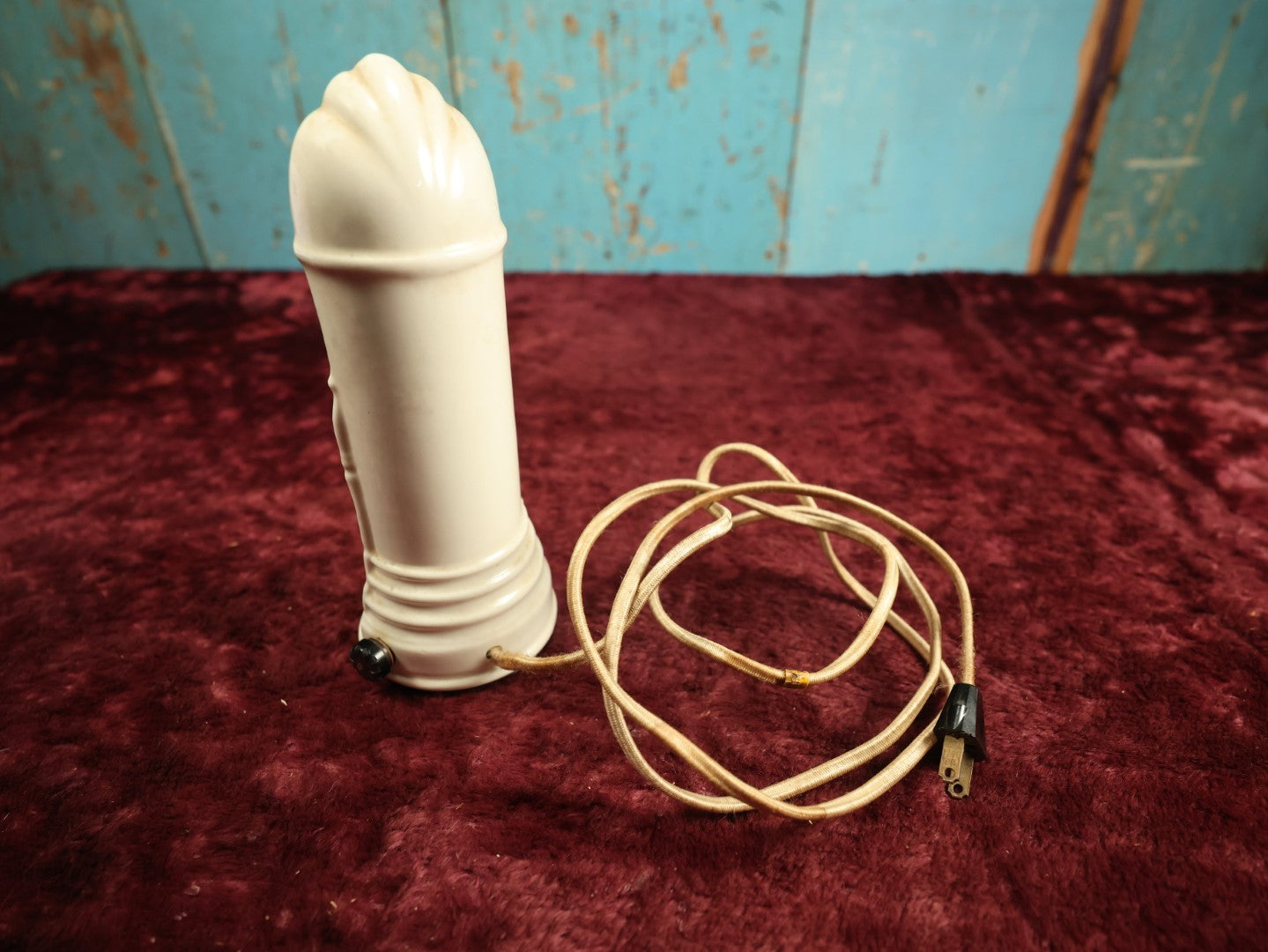 Lot 028 - Antique Auerolux Neon Filament Lightbulb With The Virgin Mary In Porcelain Light Fixture, Fabric Cord, Working Condition