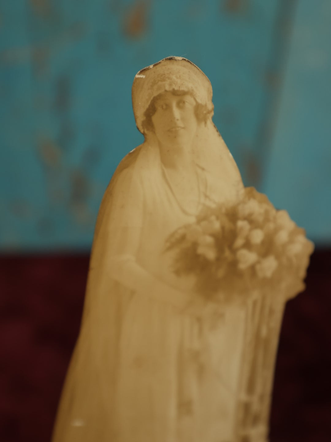 Lot 034 - Antique Bride Wedding Photo Wood Cut Out Standee, "Addisy Statuettes" Are The Finest Made, Back Marked Bettencourt's Taxi