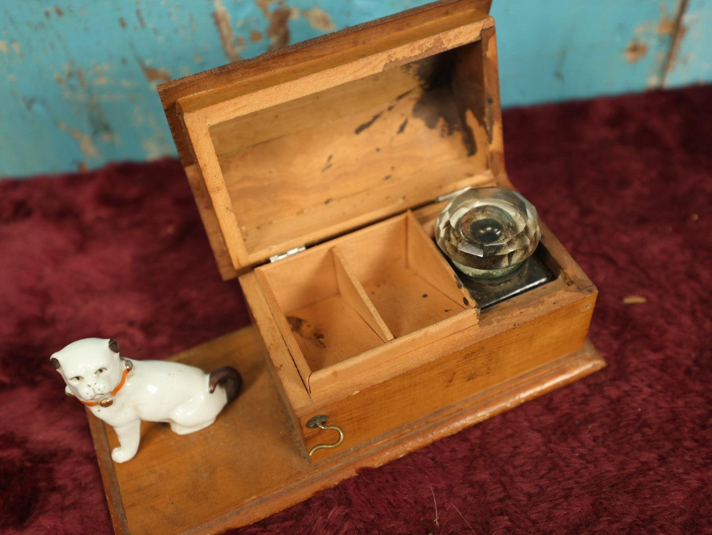 Lot 047 - Antique Folk Art Pen Rest, Inkwell, And Stamp Holder With Lift Top Dog House And Small Porcelain Dog, Missing One Pen Holder Hook, Various Wear, Glass Inkwell