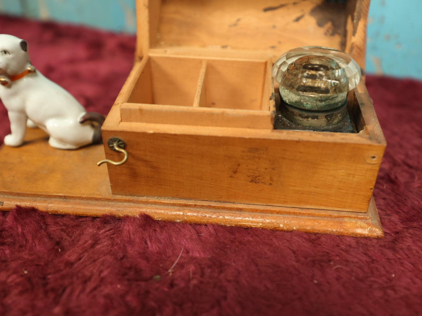 Lot 047 - Antique Folk Art Pen Rest, Inkwell, And Stamp Holder With Lift Top Dog House And Small Porcelain Dog, Missing One Pen Holder Hook, Various Wear, Glass Inkwell