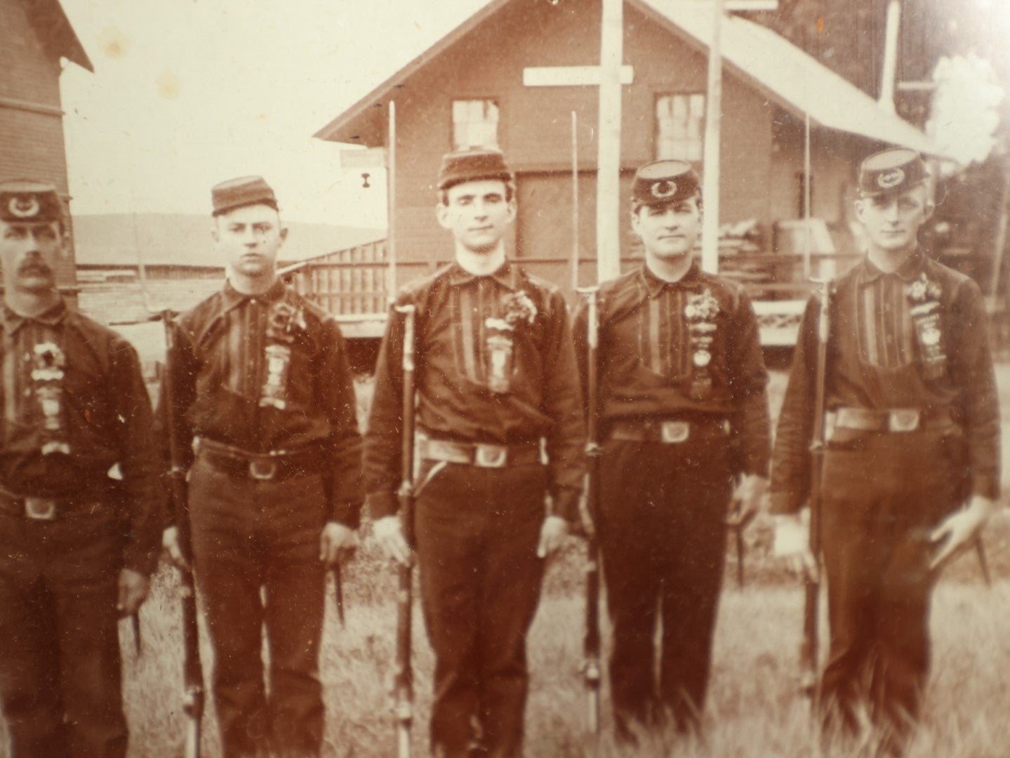 Lot 054 - Antique Framed Boarded Photo Of Soldiers With Various Ribbons, Flag, Etc., Possibly Nebraska Volunteers Or Militia, As Written On Back Of Frame