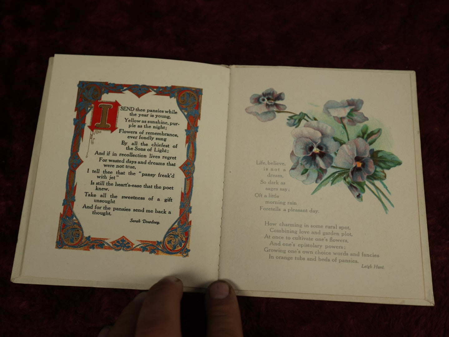 Lot 087 - Single Ephemera Booklet, "A Pansy Token," The Garland Series, Lithographed Booklet