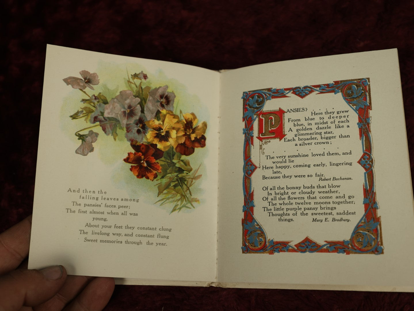 Lot 087 - Single Ephemera Booklet, "A Pansy Token," The Garland Series, Lithographed Booklet