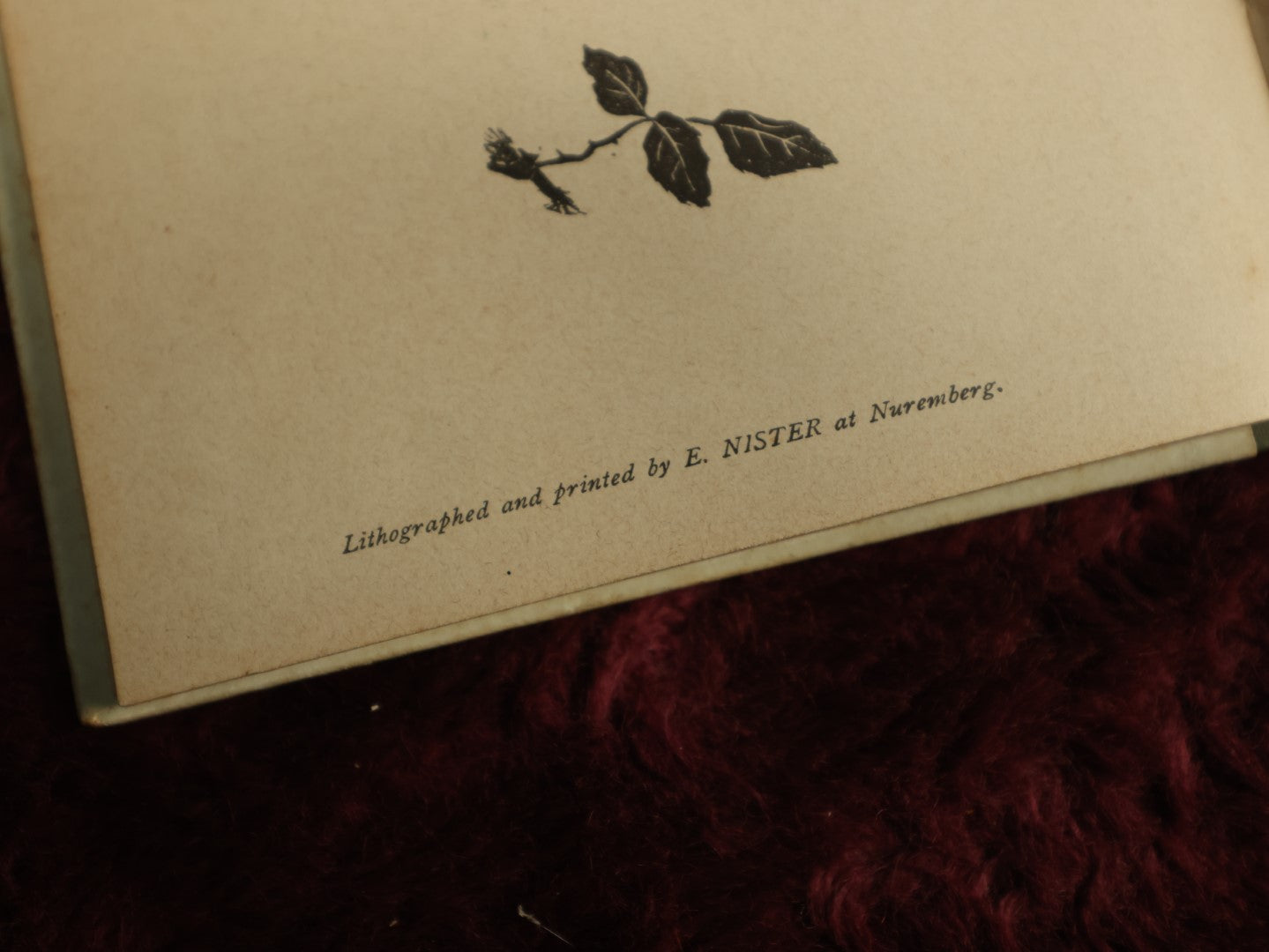 Lot 090 - Single Ephemera Booklet, "A Christmas Box," Lithographed Book, Printed In Germany
