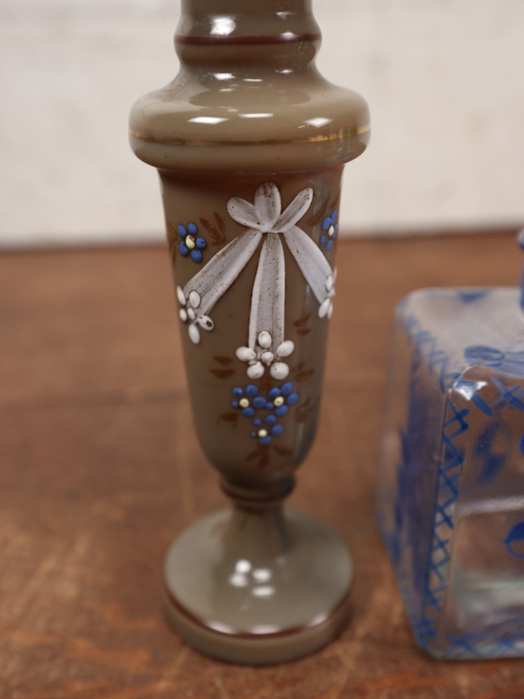 Lot 194 - Grouping Of Four Pieces Of Glass And Porcelain, Including Mary Gregory Style, Nippon, Etc