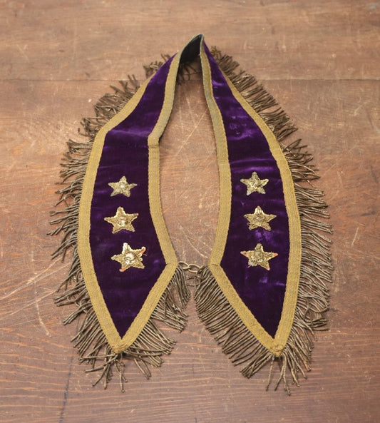 Lot 021 - Antique Purple Velvet Odd Fellows I.O.O.F. Sash Collar With Three Stars, Metal Fringe