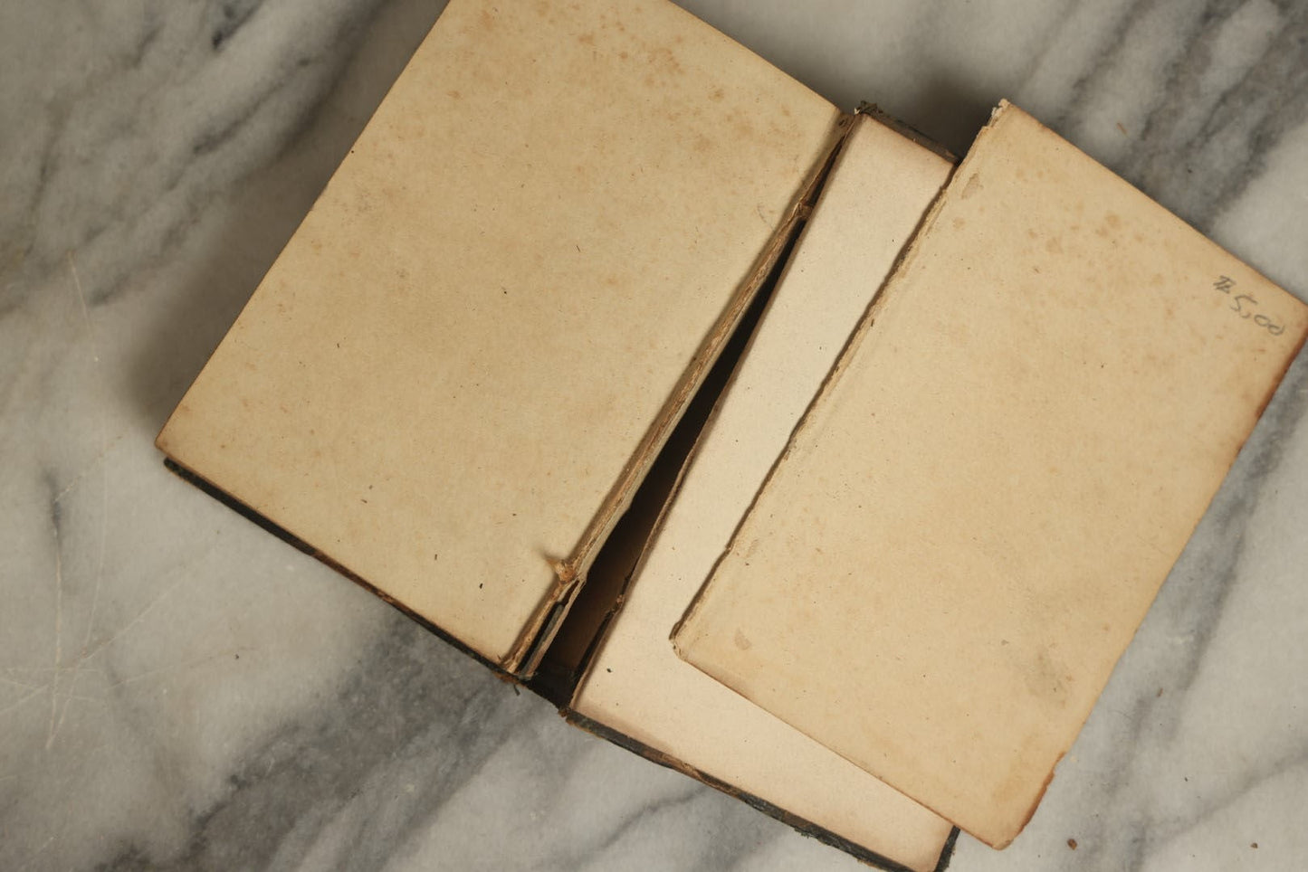 Lot 079 - "The Percy Anecdotes" Antique Book By Sholto And Renben Percy, Brothers Of The Benedictine Monastery, Volume VI, Science And Literature