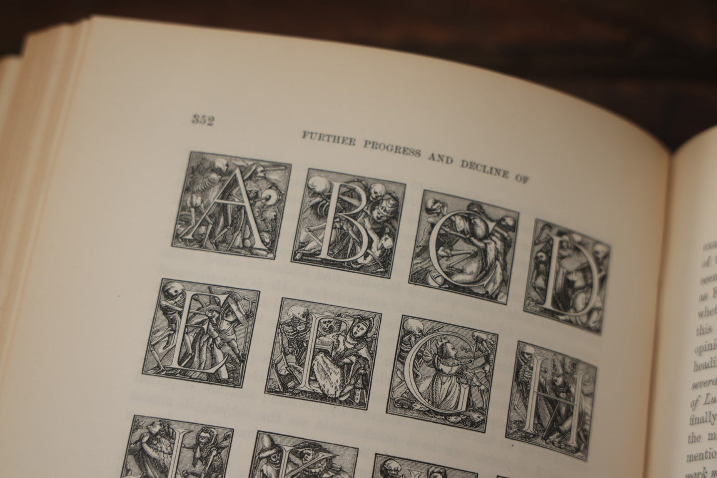Lot 094 - "A Treatise On Wood Engraving" Antique Book On Engraving Artwork, With 300+ Illustrations, By John Jackson, Second Edition, 1861