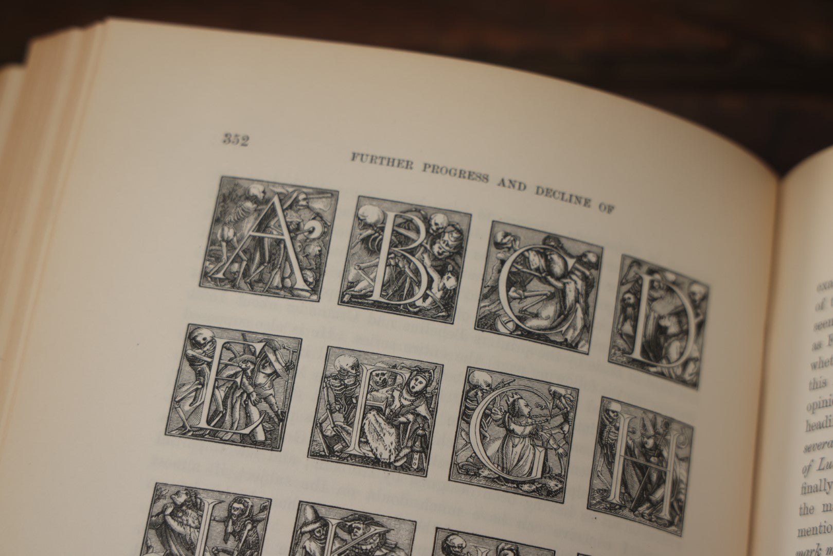 Lot 094 - "A Treatise On Wood Engraving" Antique Book On Engraving Artwork, With 300+ Illustrations, By John Jackson, Second Edition, 1861
