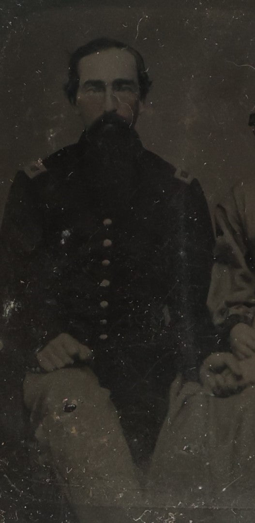 Lot 113 - Antique Cased Tintype Photograph Of A Middle Aged Couple Holding Hands, Man Appears To Be In Military Uniform, Possible Civil War Veteran, In Split Leatherette Case