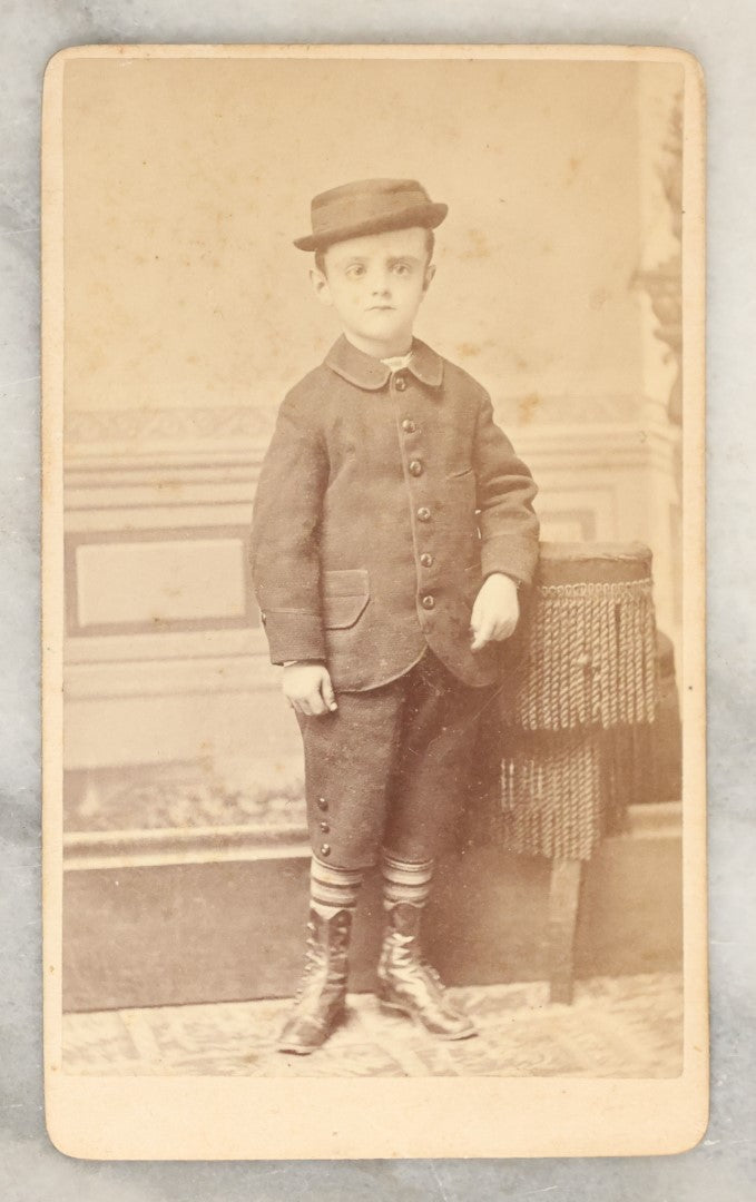 Lot 139 - Grouping Of 10+ Antique Carte De Visite C.D.V. Photographs Of Small Children And Babies Including Young With In Hat With Odd Shaped Head, Smiling Boy, And More