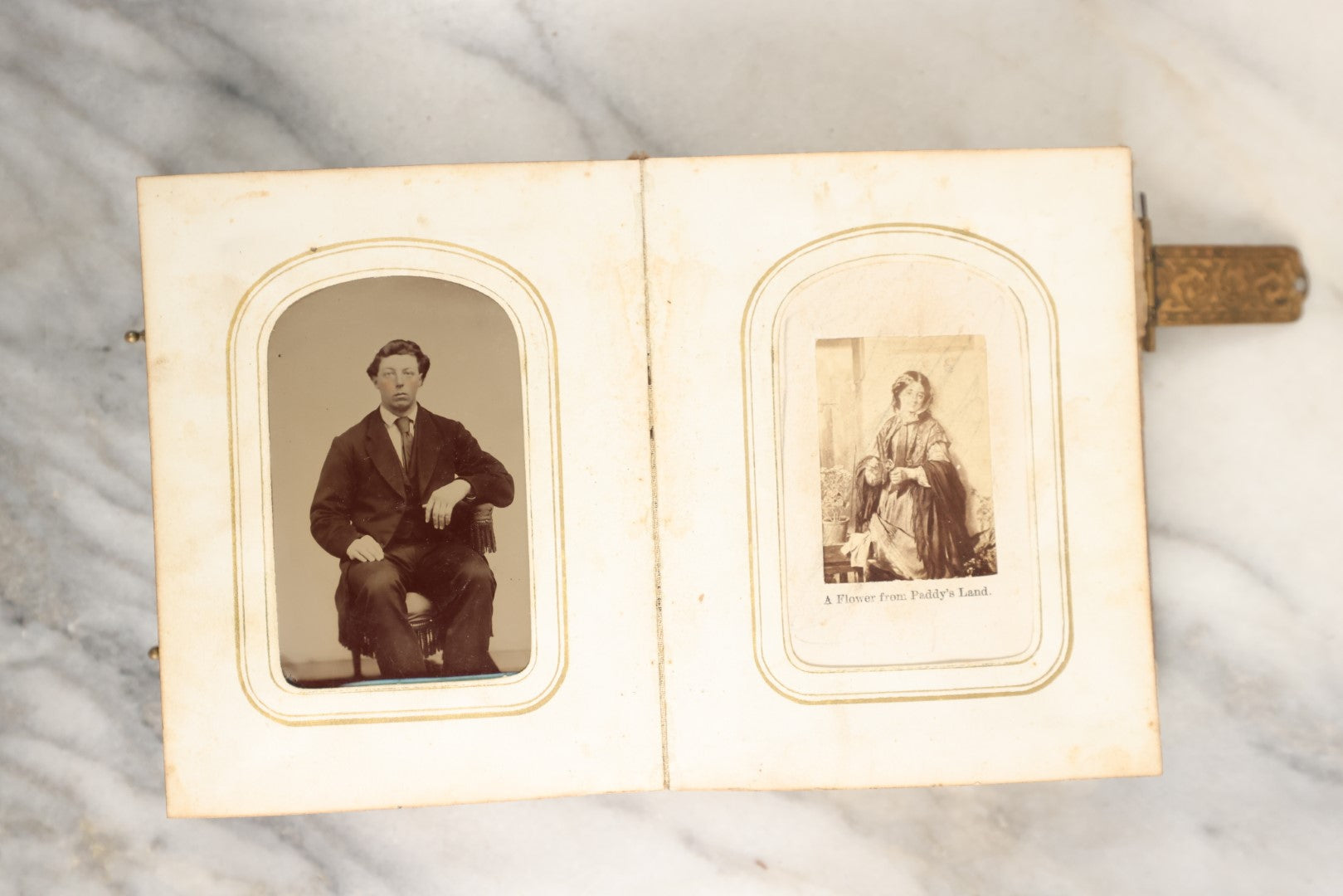Lot 146 - Antique Photo Album With Missing Spine Covering Containing 28 Tintypes And 18 Carte De Visite C.D.V. Photos, Pinney And Skinner Families, Many Identified (All Pages Included In Pictures)