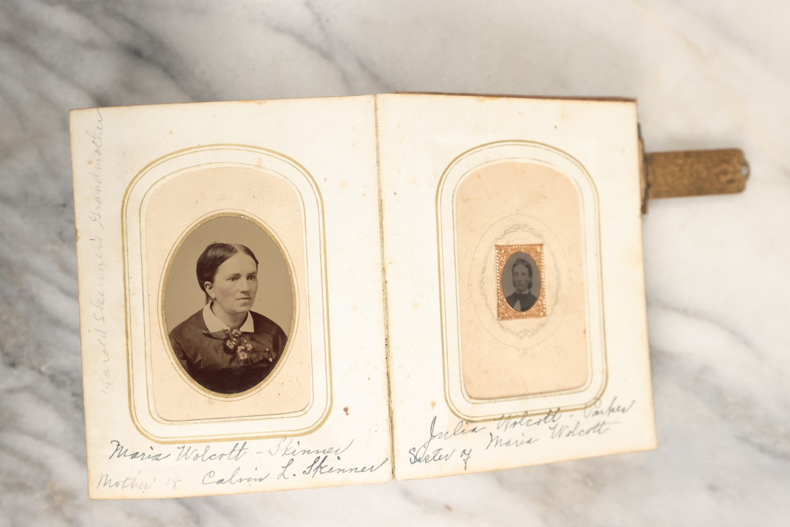 Lot 146 - Antique Photo Album With Missing Spine Covering Containing 28 Tintypes And 18 Carte De Visite C.D.V. Photos, Pinney And Skinner Families, Many Identified (All Pages Included In Pictures)