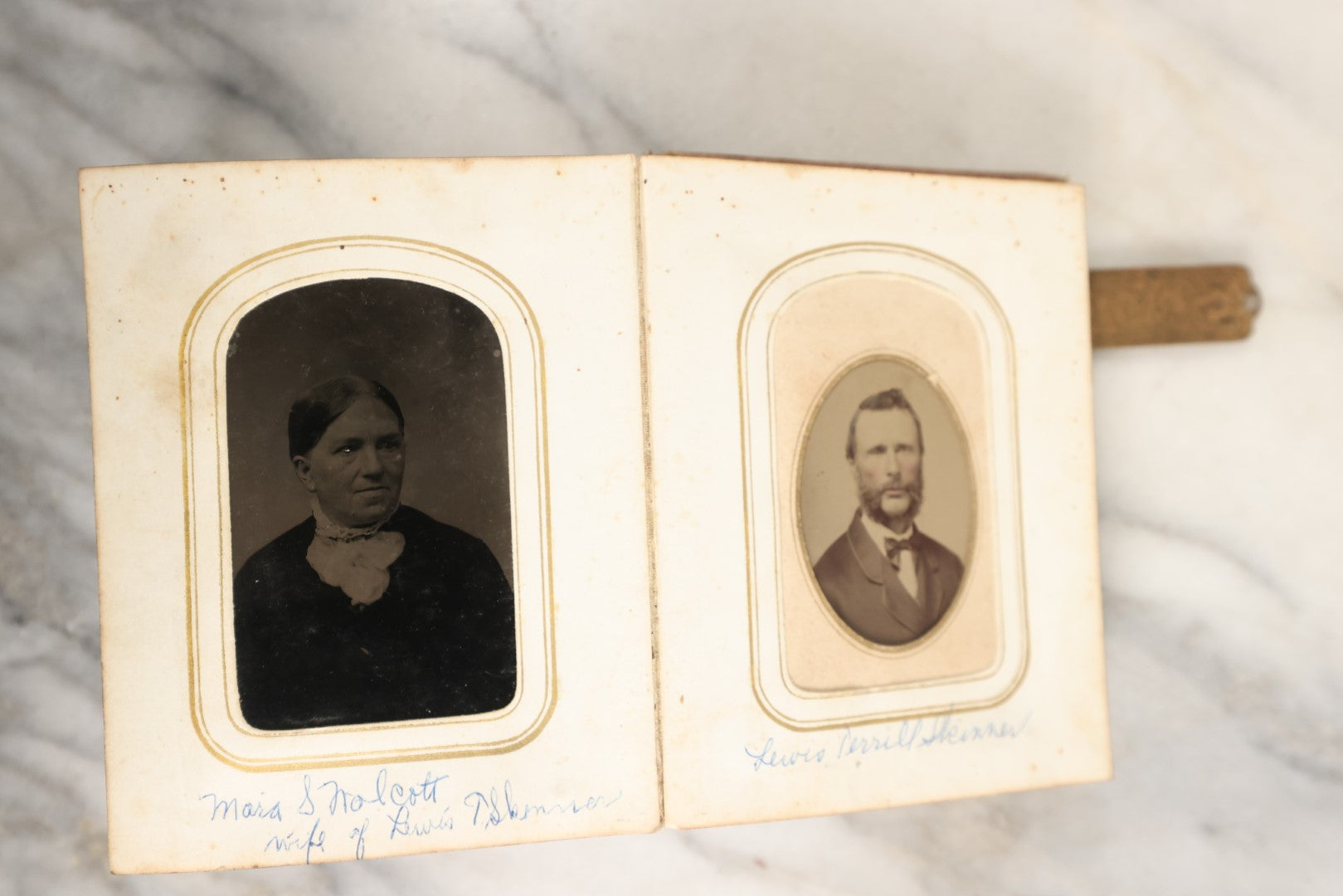 Lot 146 - Antique Photo Album With Missing Spine Covering Containing 28 Tintypes And 18 Carte De Visite C.D.V. Photos, Pinney And Skinner Families, Many Identified (All Pages Included In Pictures)