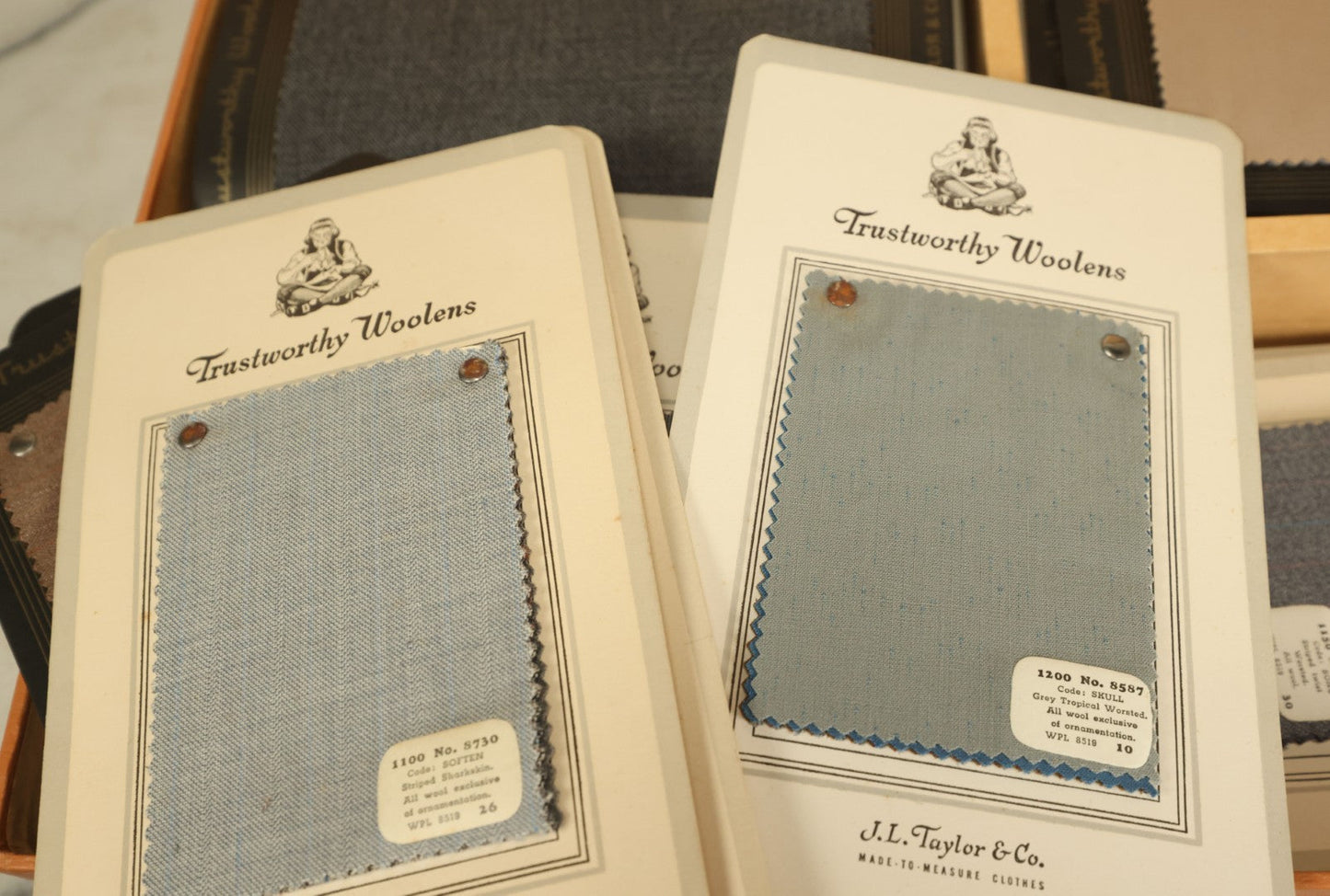 Lot 007 - Vintage Salesman's Sample Fabric Case From J.L. Taylor & Co., New York And Chicago, With Samples Of Clothing Fabrics