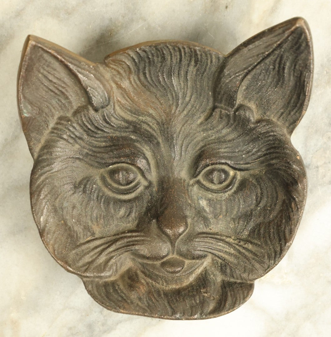 Lot 051 - Vintage Cast Iron Black Cat Face Change Tray Trinket Dish Catch All