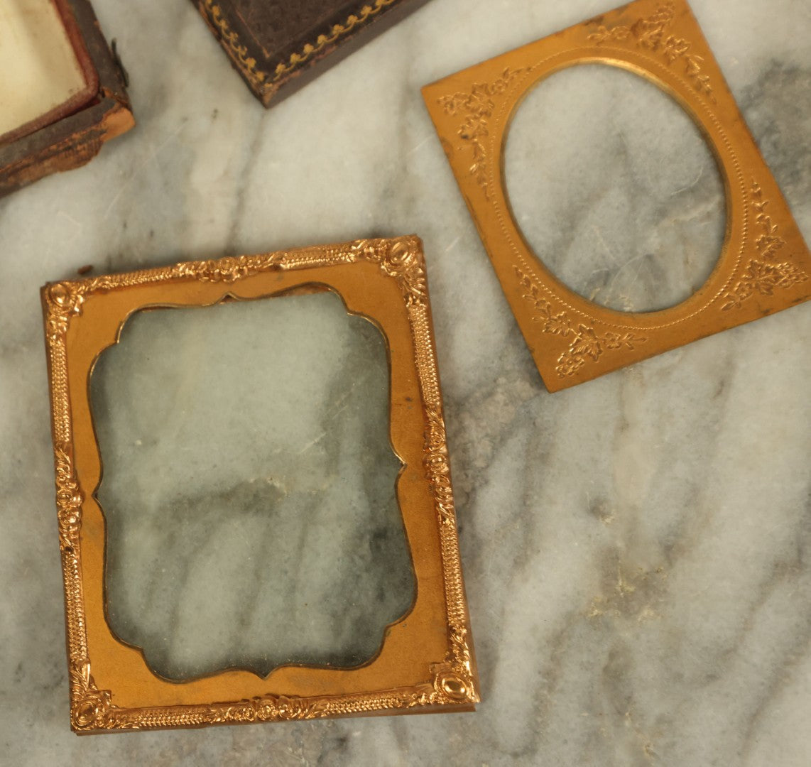 Lot 147 - Grouping Of Three Loose Scrap Hard Image Daguerreotype, Ambrotype, Tintype Case Parts
