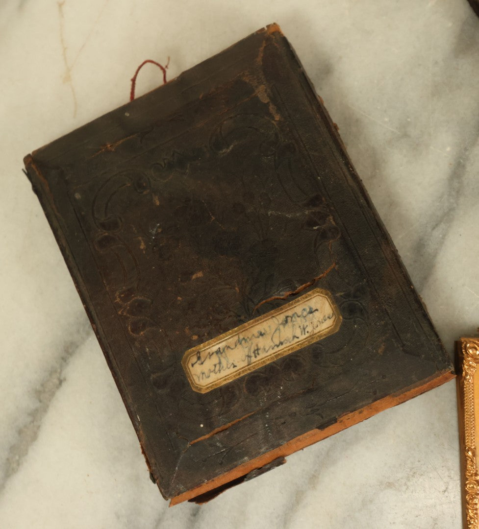 Lot 147 - Grouping Of Three Loose Scrap Hard Image Daguerreotype, Ambrotype, Tintype Case Parts