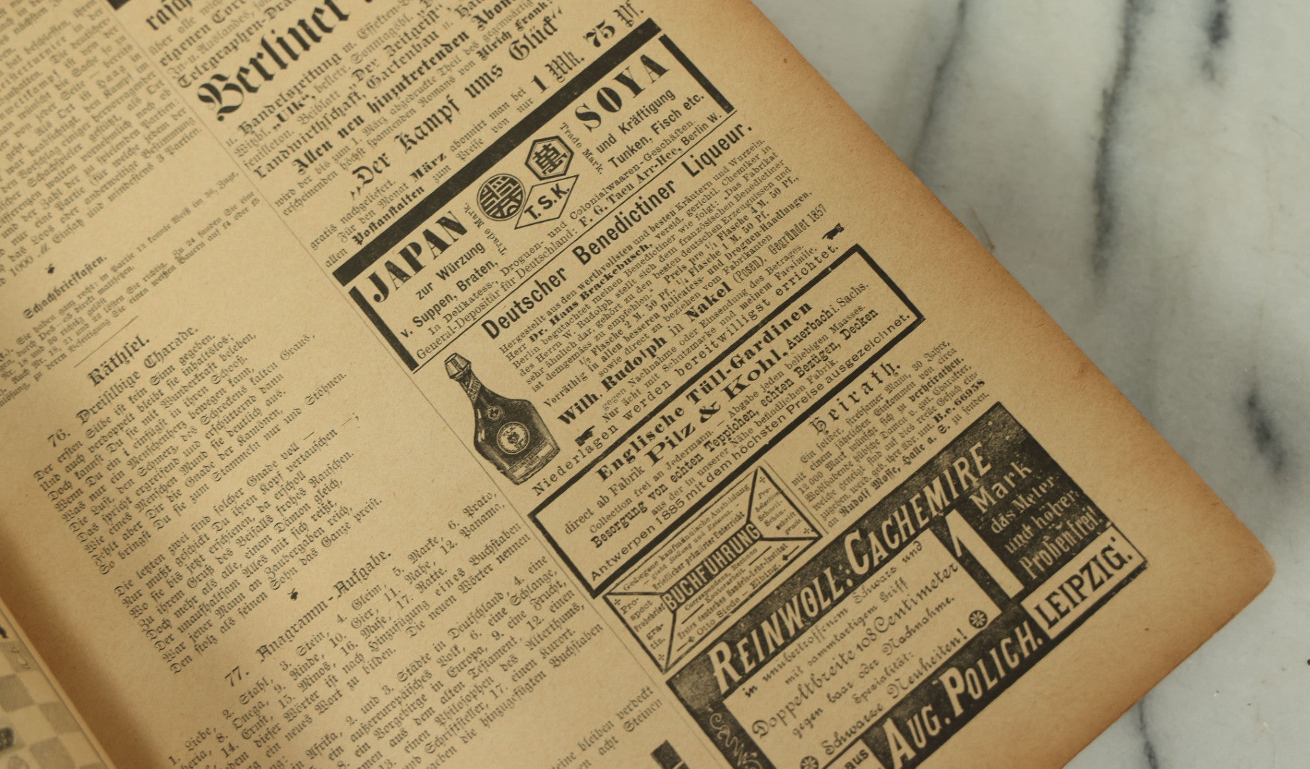 Lot 126 - Antique German Compendium Book, "Zur Guten Stunde" ("For A Pleasant Hour"), Profusely Illustrated, Deutsches Verlagshaus Publisher, Berlin, 1888, Note Both Covers Detached
