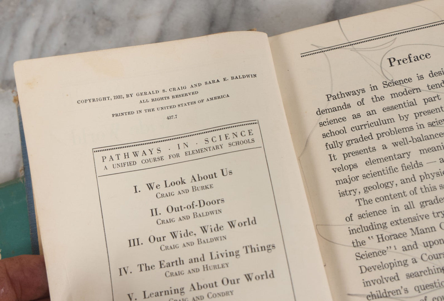 Lot 115 - Pair Of Vintage Children's "Pathways In Science" Books Including "We Look About Us" And "Our Wide, Wide World" By Gerald S. Craig Et. Al., Illustrated, 1930s