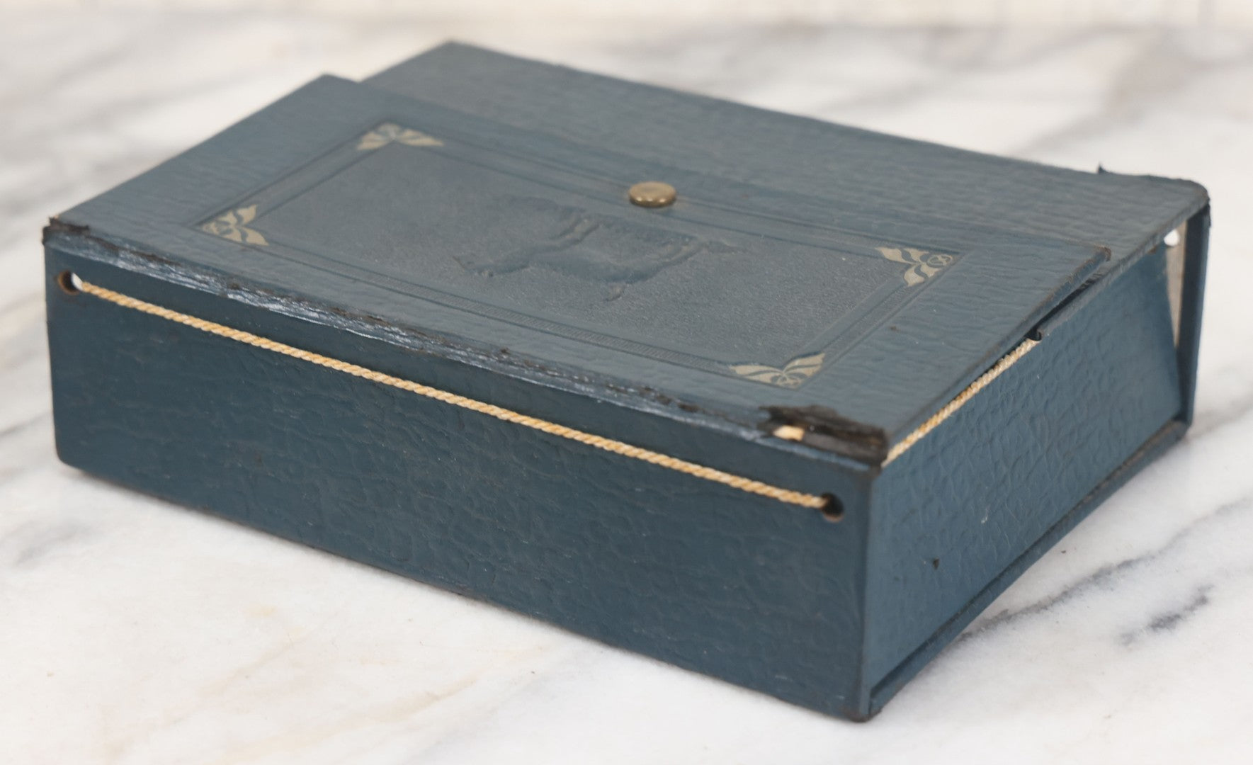 Lot 083 - Vintage Blue Leatherette Travel Handkerchief Box With Scottie Dog, Brass Button
