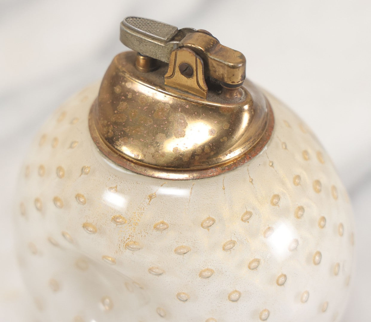 Lot 099 - Vintage Pinched Art Glass Table Lighter, Working Condition, Needs Fuel