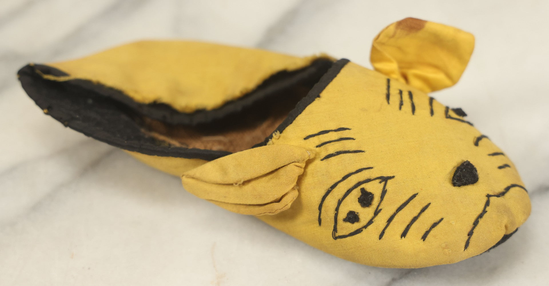 Lot 019 - Pair Of Antique Folk Art Homemade Kitten Cat Yellow Fabric Child's Slipper, Hand Stitched, Circa 1920
