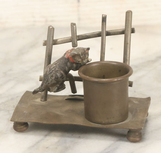 Lot 040 - Vintage Metal Toothpick Holder, Cat Climbing A Fence, Table Decor, Note Bend In Cat Mounting