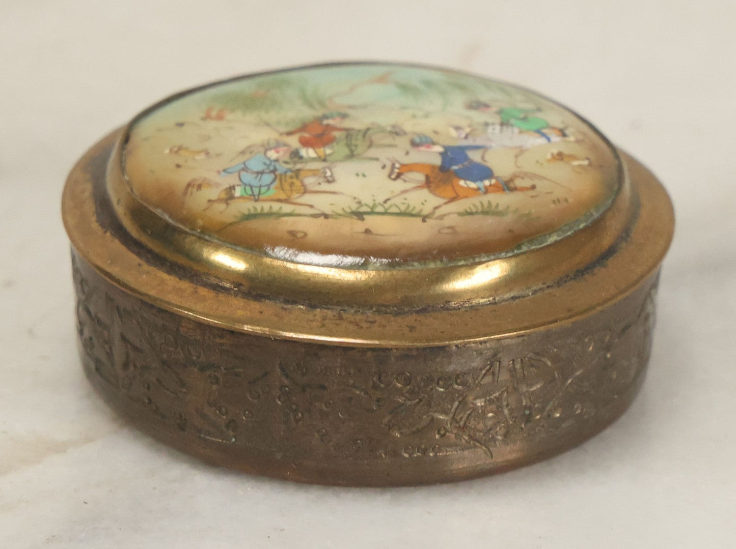 Lot 069 - Antique Persian Miniature Hand-Painted Mother-Of-Pearl Box, Equestrian Polo Scene, Mirrored Lid
