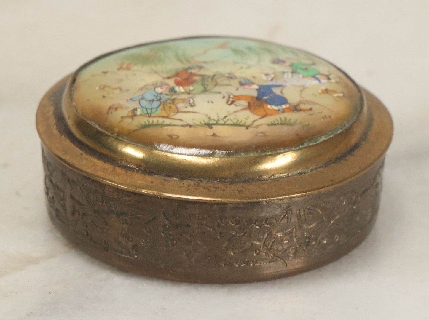 Lot 069 - Antique Persian Miniature Hand-Painted Mother-Of-Pearl Box, Equestrian Polo Scene, Mirrored Lid