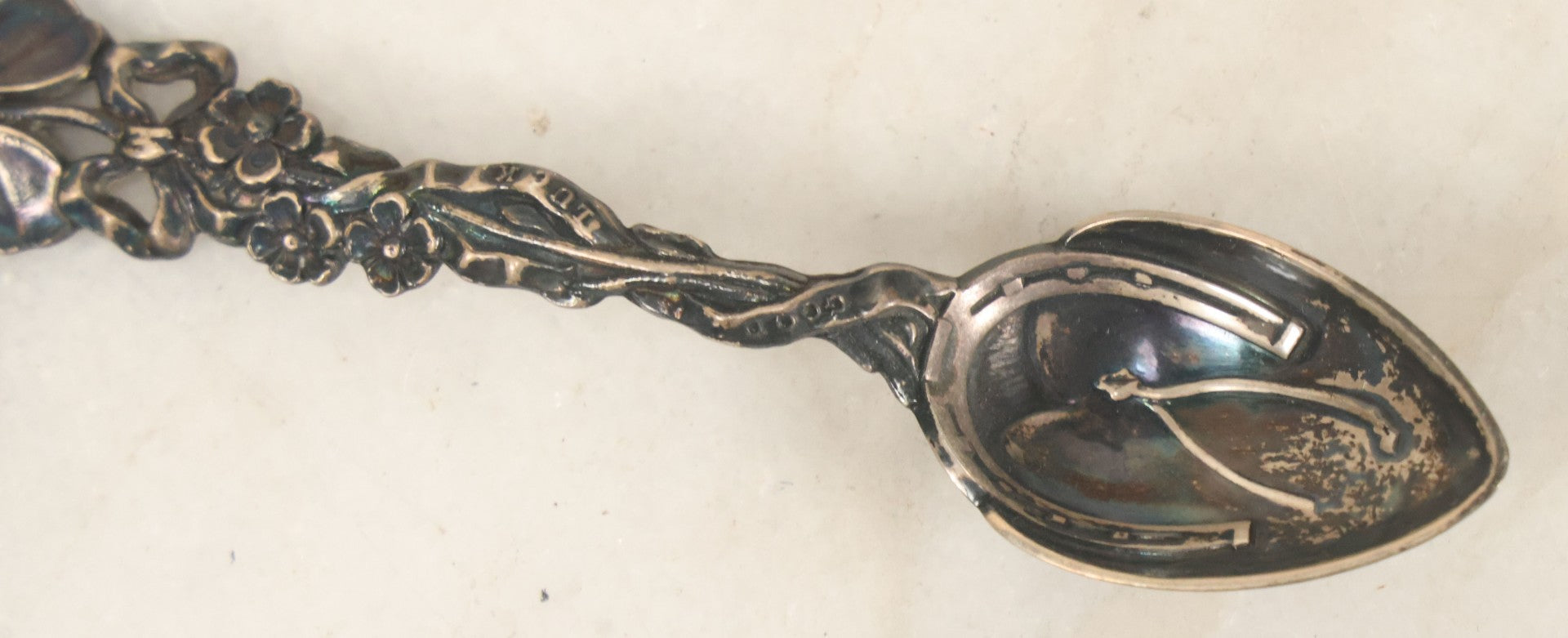 Lot 071 - Antique Sterling Silver "Good Luck" Spoon With Horseshoe And Clover Handle, Equestrian Motif