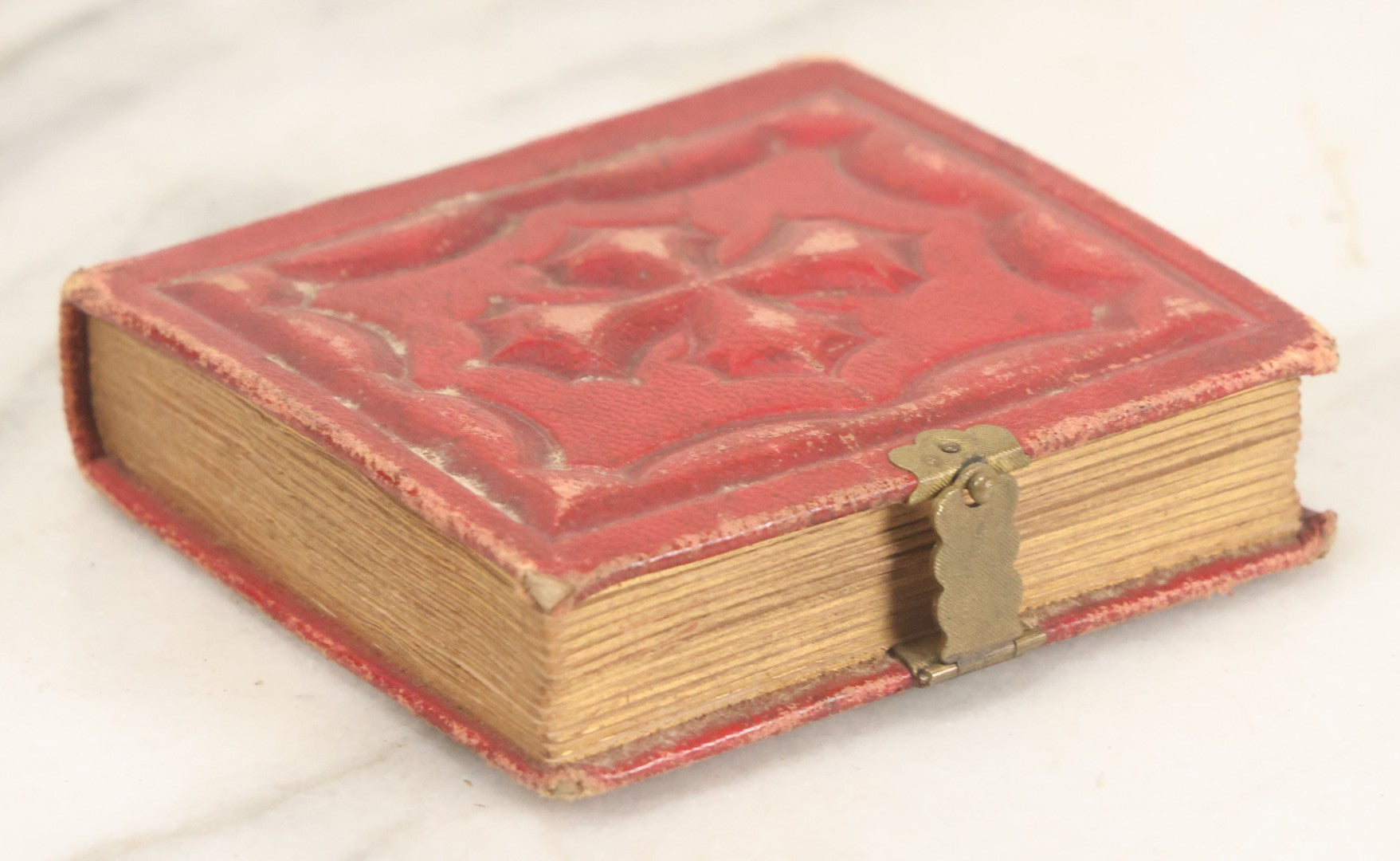 Lot 079 - Antique Red Gem Tintype Photograph Album Containing 70+ Photos, Including Three Dapper Young Men Smoking, Many Identified (All Pages Pictured)