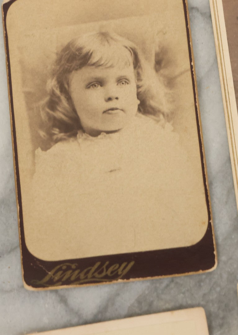 Lot 093 - Grouping Of 22 Assorted Carte De Visite C.D.V. Photographs Of Men, Women, And Children, Including Woman Holding Book, Group Of Four Youths, Etc