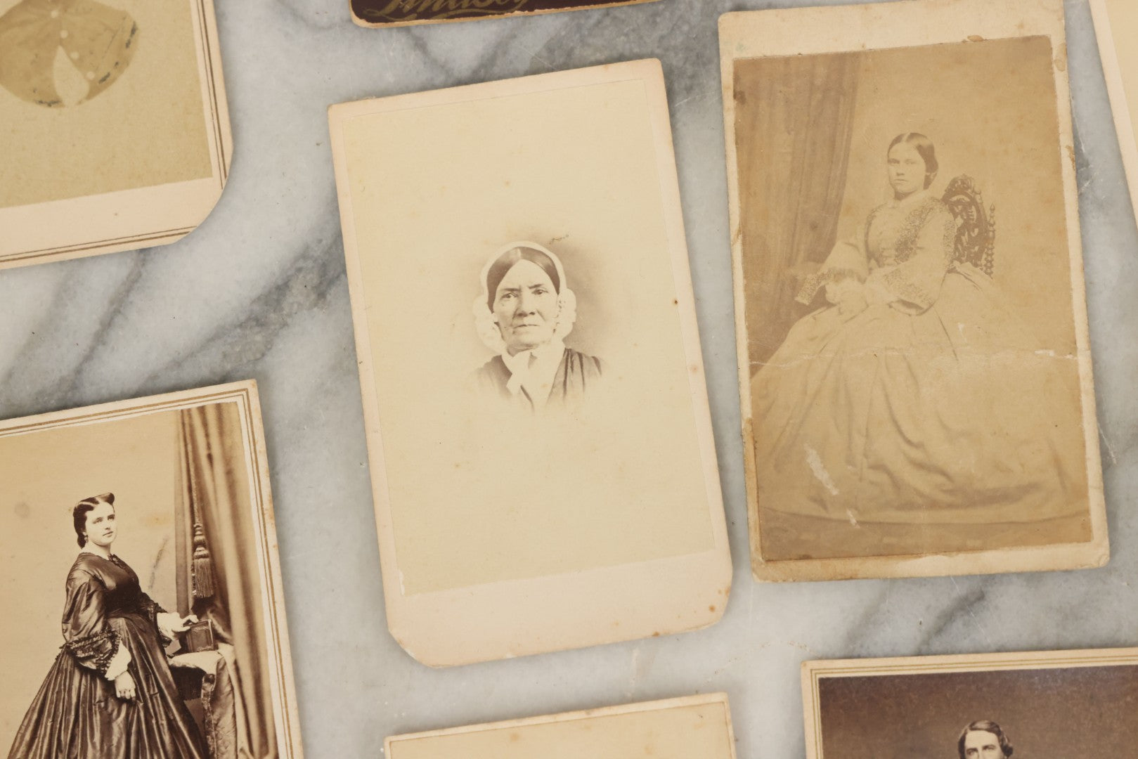 Lot 093 - Grouping Of 22 Assorted Carte De Visite C.D.V. Photographs Of Men, Women, And Children, Including Woman Holding Book, Group Of Four Youths, Etc