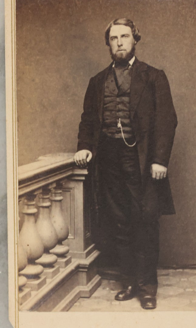 Lot 093 - Grouping Of 22 Assorted Carte De Visite C.D.V. Photographs Of Men, Women, And Children, Including Woman Holding Book, Group Of Four Youths, Etc