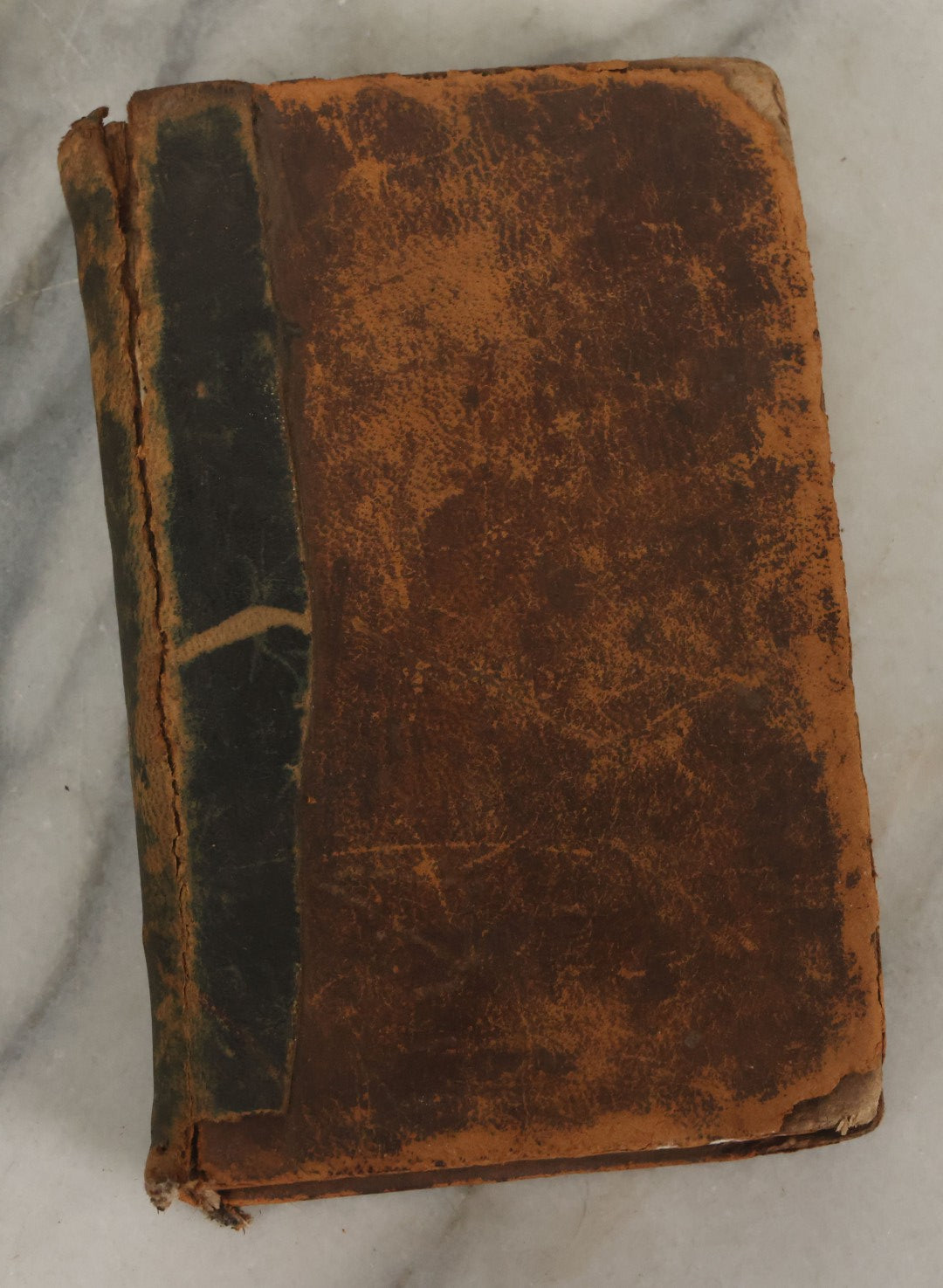 Lot 138 - "Aesop's Fables" Early 19th Century Fable Book Featuring Woodcut Engravings, Note Opening Pages Missing, Foxing Throughout