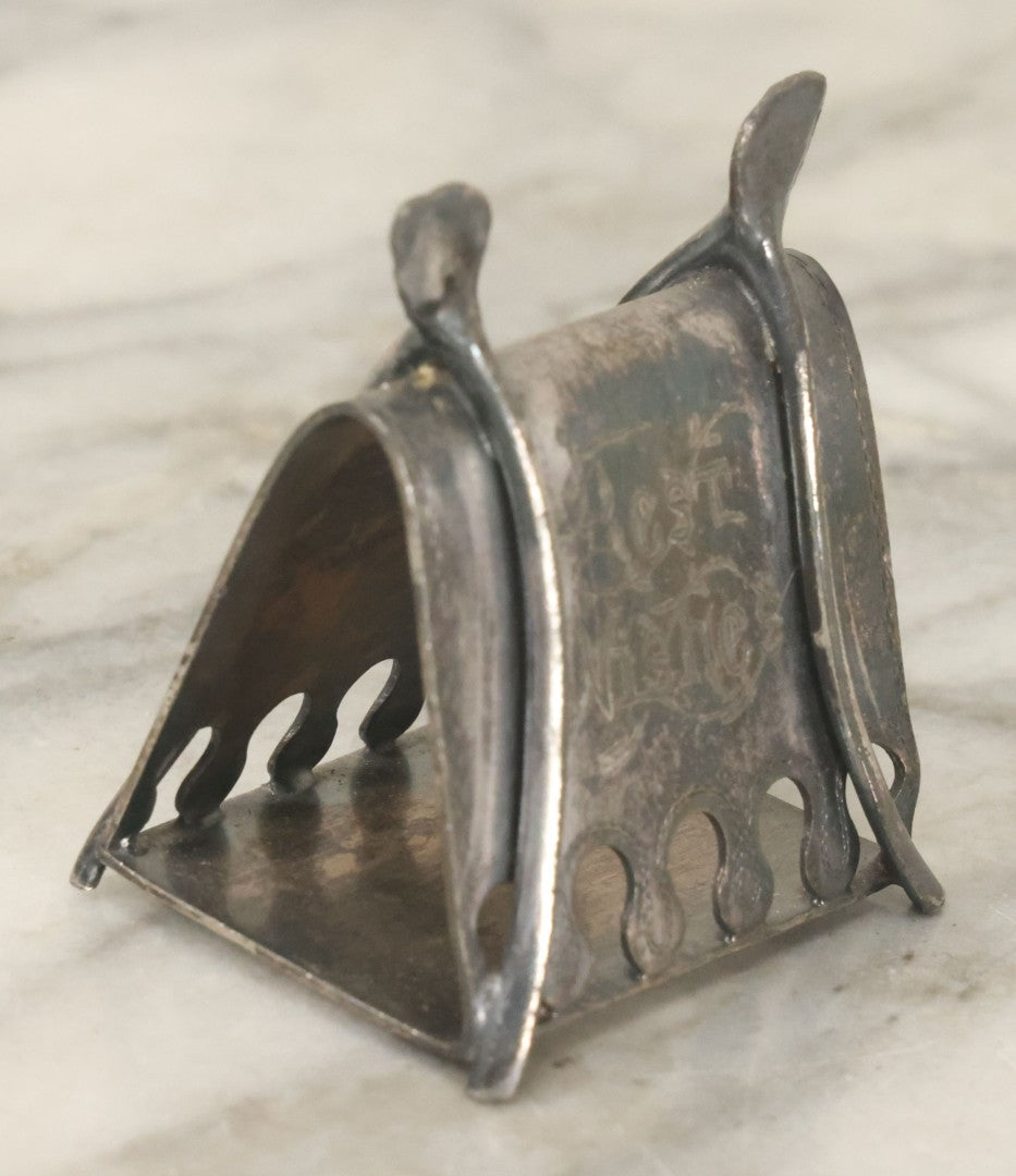 Lot 084 - Antique Silverplate Best Wishes, Good Luck Napkin Ring And Kniferest With Dual Wishbone Motif, By Wilcox Silverplate Co., Meriden, Connecticut, No. 4347, With Monogram On Back