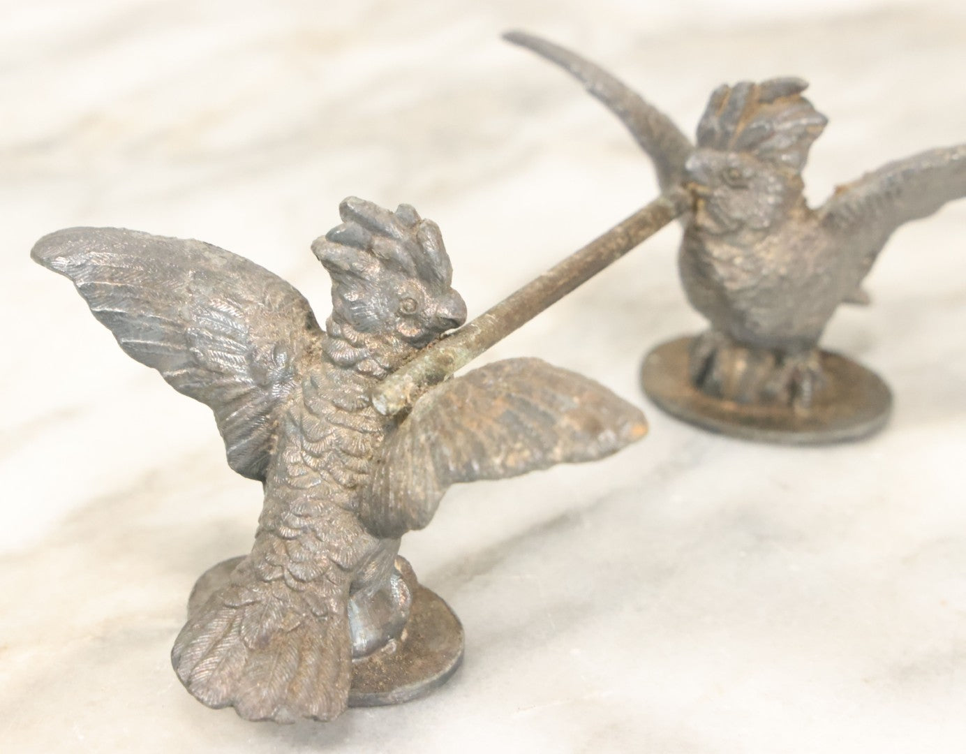 Lot 085 - Antique Silverplate Cockatiel Parrot Bird Serving Kniferest With Numerical Marking On Bottom