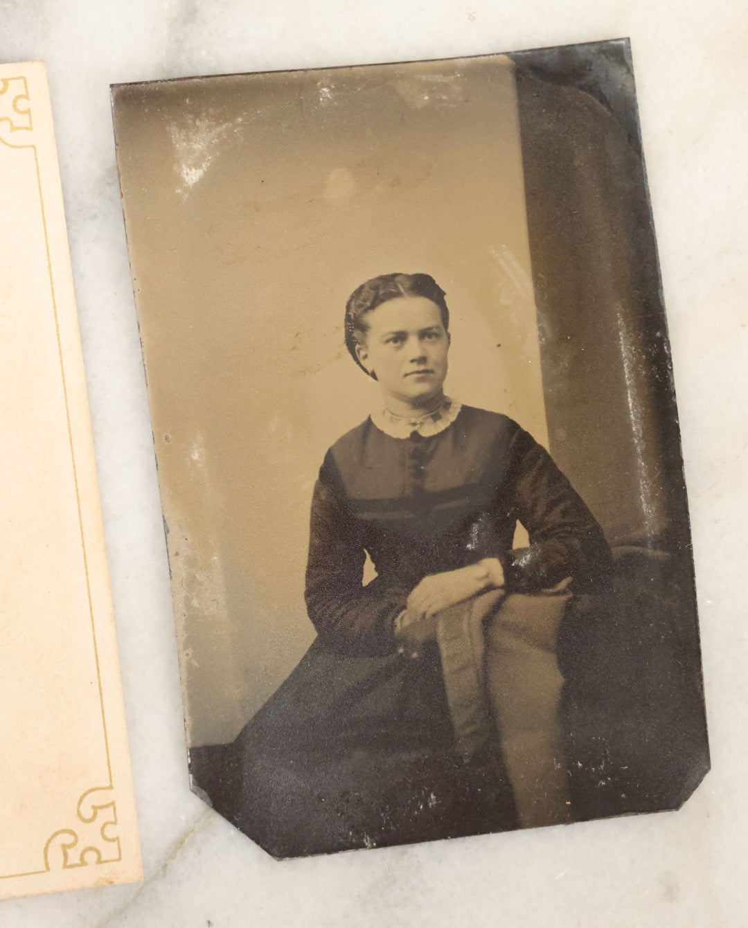 Lot 119 - Grouping Of 12 Antique Tintype Photographs Of Men And Women, Including Elderly Man With Long White Beard And Woman With Gold Jewelry