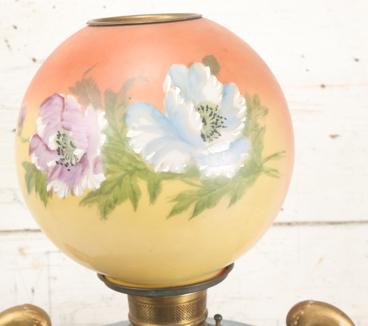Lot 003 - Antique Kerosene Oil Lamp With Painted Blue Tin Font, Dove Head Motif, And Hand Painted Globe With Floral Motif By Pittsburgh Lamp And Brass, Made In America, Note Cracked And Repaired Section Of Globe, 19" High