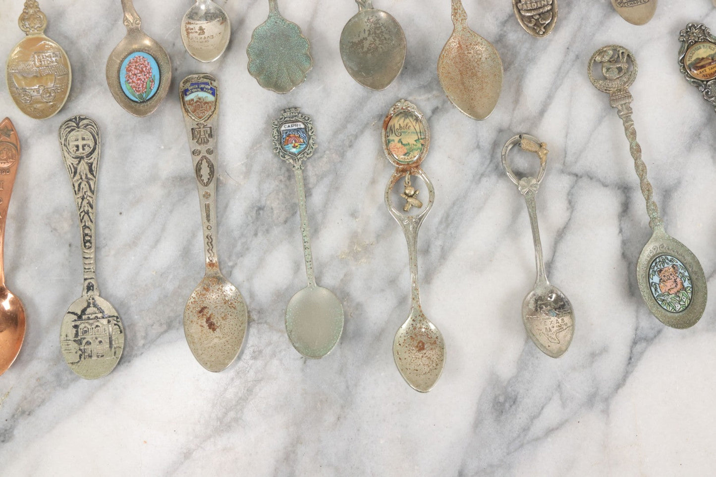 Lot 123 - Grouping Of 37 Souvenir Spoons Mostly From Travel, Landmarks, Etc., Including Sea World, Hawaii, And Many Other States
