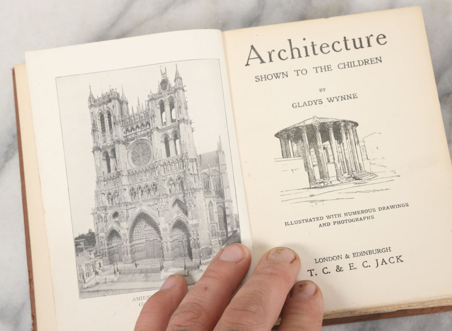 Lot 143 - "Architecture Shown To The Children" Antique Book By Gladys Wynne, Illustrated With Numerous Drawings And Photographs, T.C. & E.C. Jack, Publishers, London And Edinburgh, Circa 1900