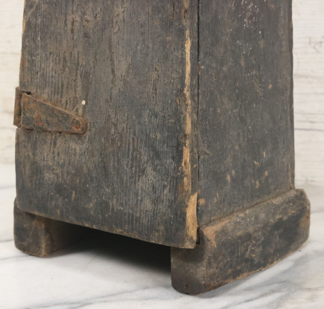 Lot 006 - Antique Industrial Salvage Decor Graduated Cast Iron Gear Tapered Wooden Storage Box, With Dividing Shelves And Contents, With Hinged Door, As Found, Dimensions In Description