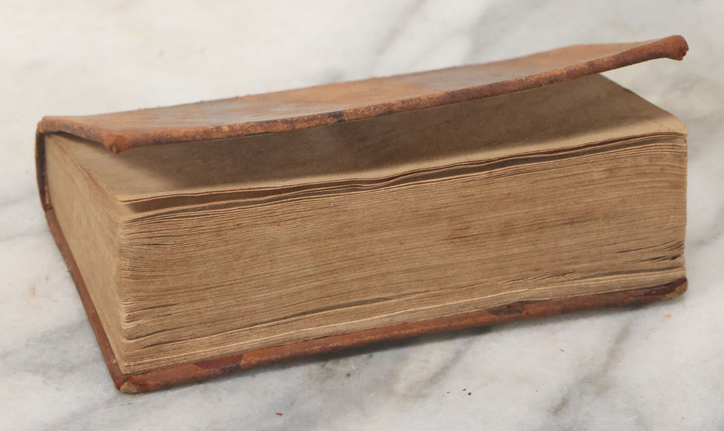 Lot 147 - "Hume And Smollette's History Of England, Abridged, And Continued To The Accession Of George IV", Early Antique Book By John Robinson, Volume One, J. & B. Williams, Publishers, Exeter, 1823