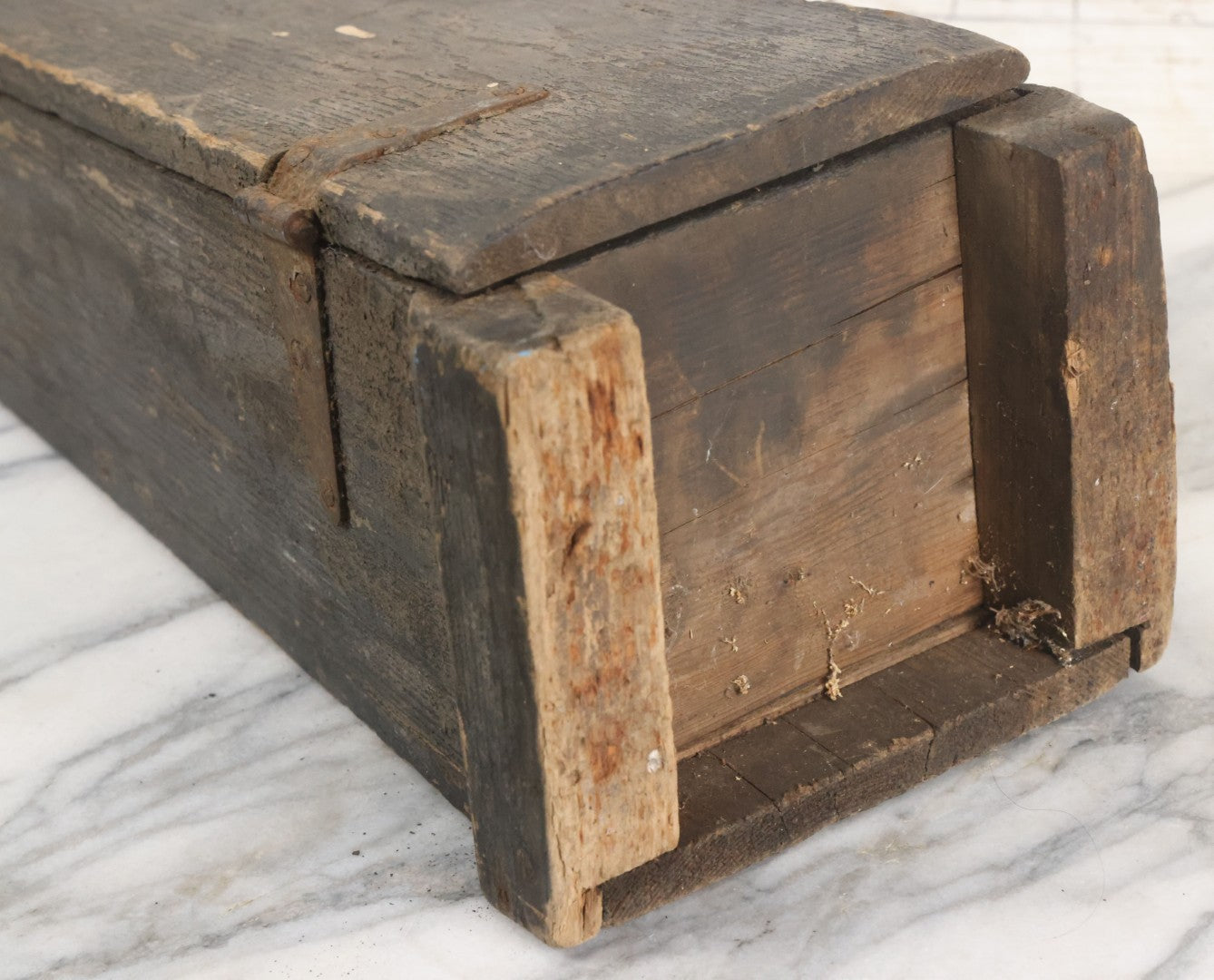 Lot 006 - Antique Industrial Salvage Decor Graduated Cast Iron Gear Tapered Wooden Storage Box, With Dividing Shelves And Contents, With Hinged Door, As Found, Dimensions In Description